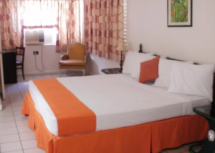 Pineapple Court 2* Ocho Rios