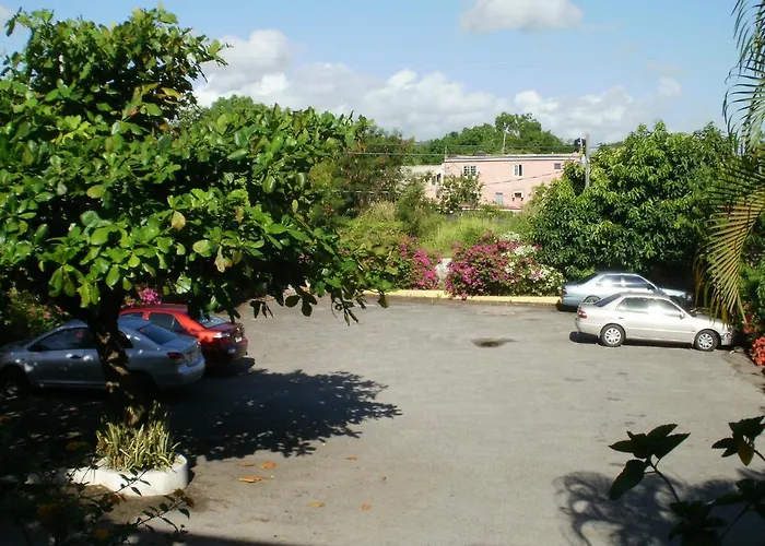 Pineapple Court Ocho Rios